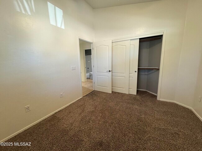 Building Photo - 6590 E Cooperstown Dr