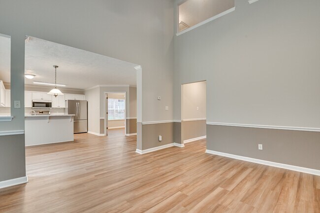 Building Photo - 7640 Pleasantville Way