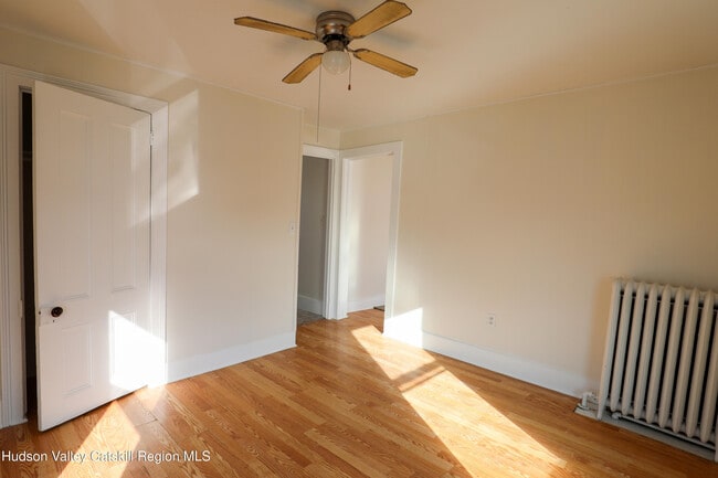 Building Photo - 180 Broadway