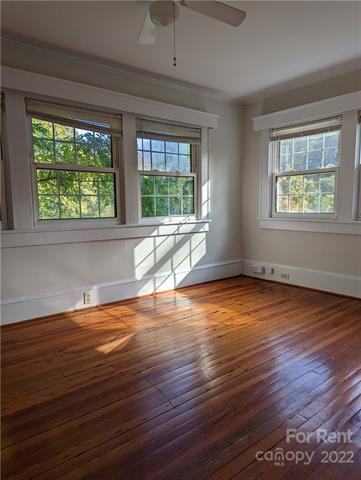 Building Photo - 904 Edgewood Cir