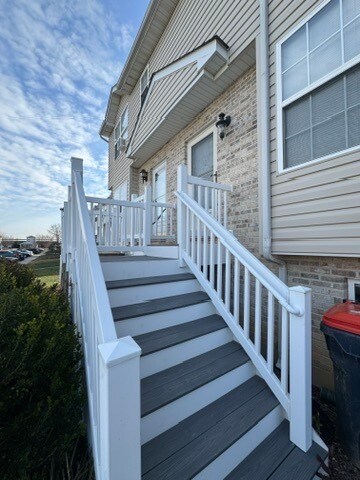 Building Photo - 131 Rosie Dr