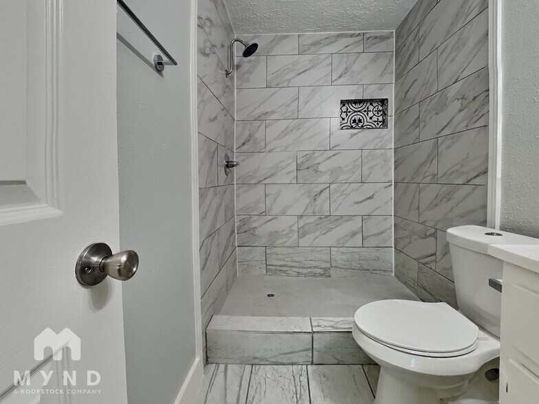 Building Photo - 4919 Quebec Blvd