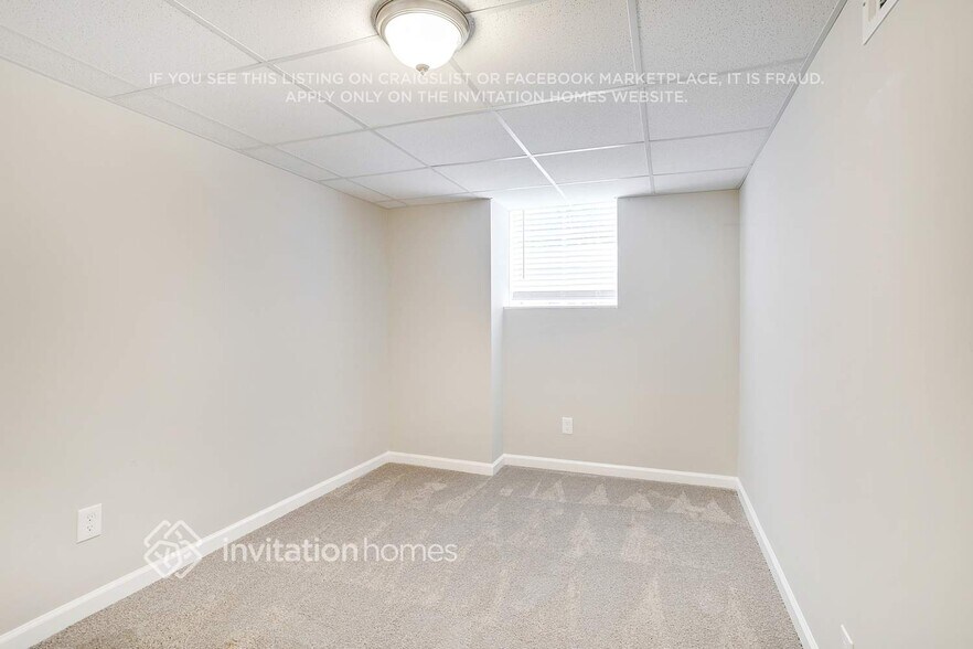 Building Photo - 3074 Boulder Way