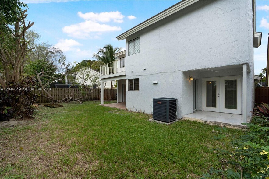Building Photo - 9587 SW 148th Avenue Cir S