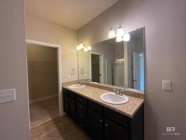 Building Photo - 31849 Calder Ct