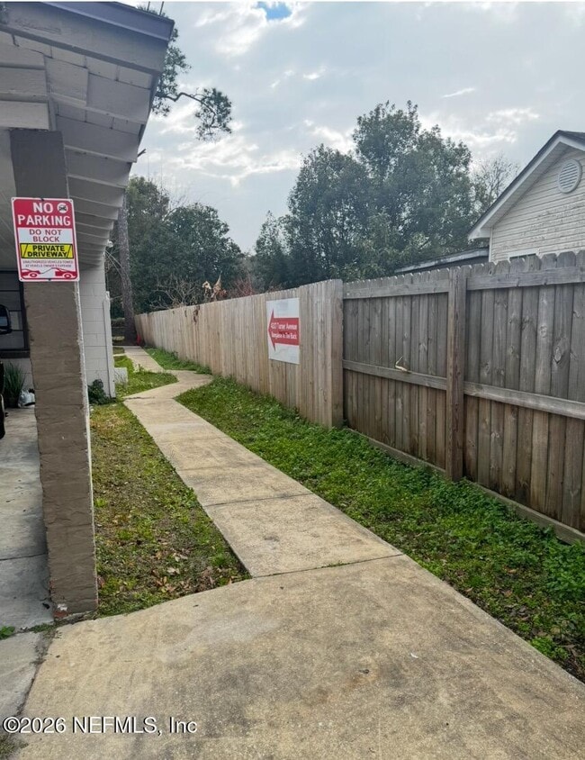 Building Photo - 4337 Turner Ave