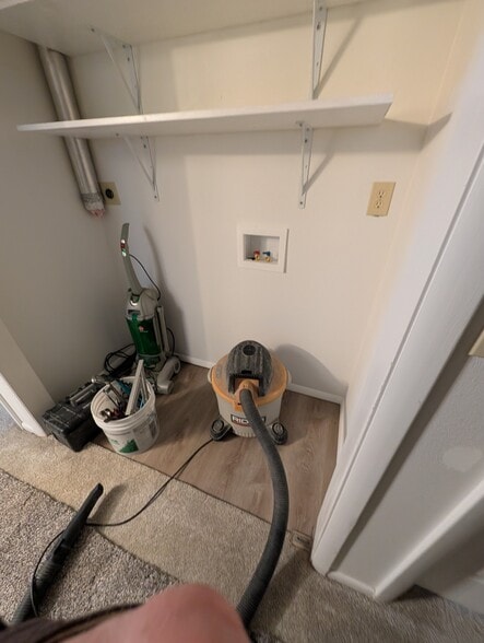 Building Photo - 2030 Ardella Dr