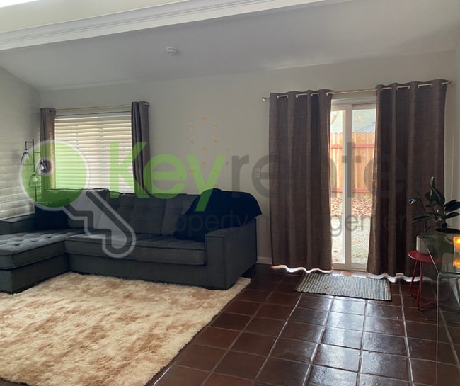 Building Photo - 2692 Bradford Way