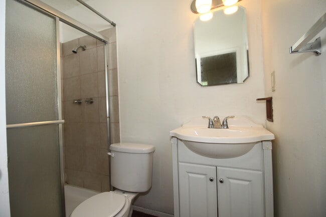 Building Photo - 12985 Verwood Dr