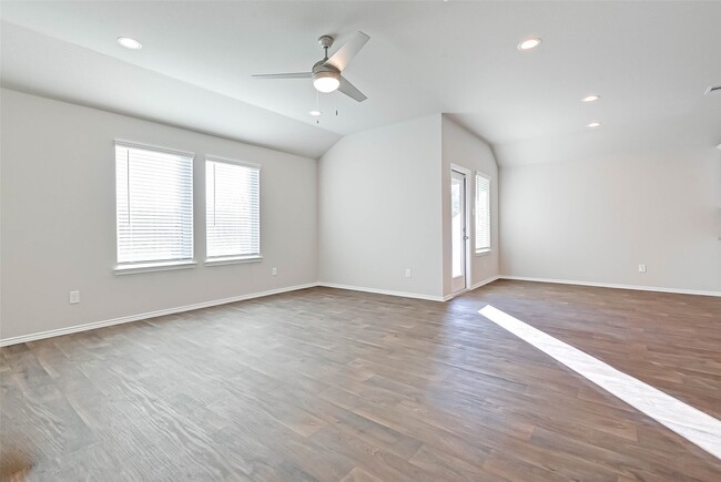 Building Photo - 12311 Trumpetfish Dr