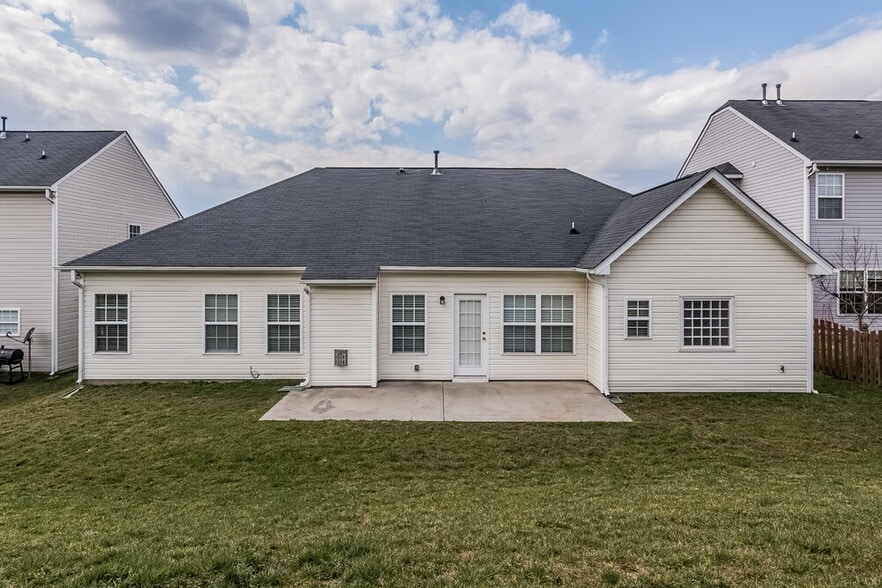 Building Photo - 13633 Porter Creek Rd