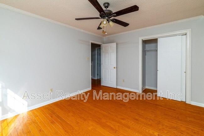 Building Photo - 203 Sweet Gum Lane