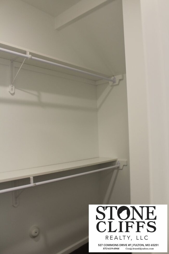 Building Photo - 904 Scott Station Rd