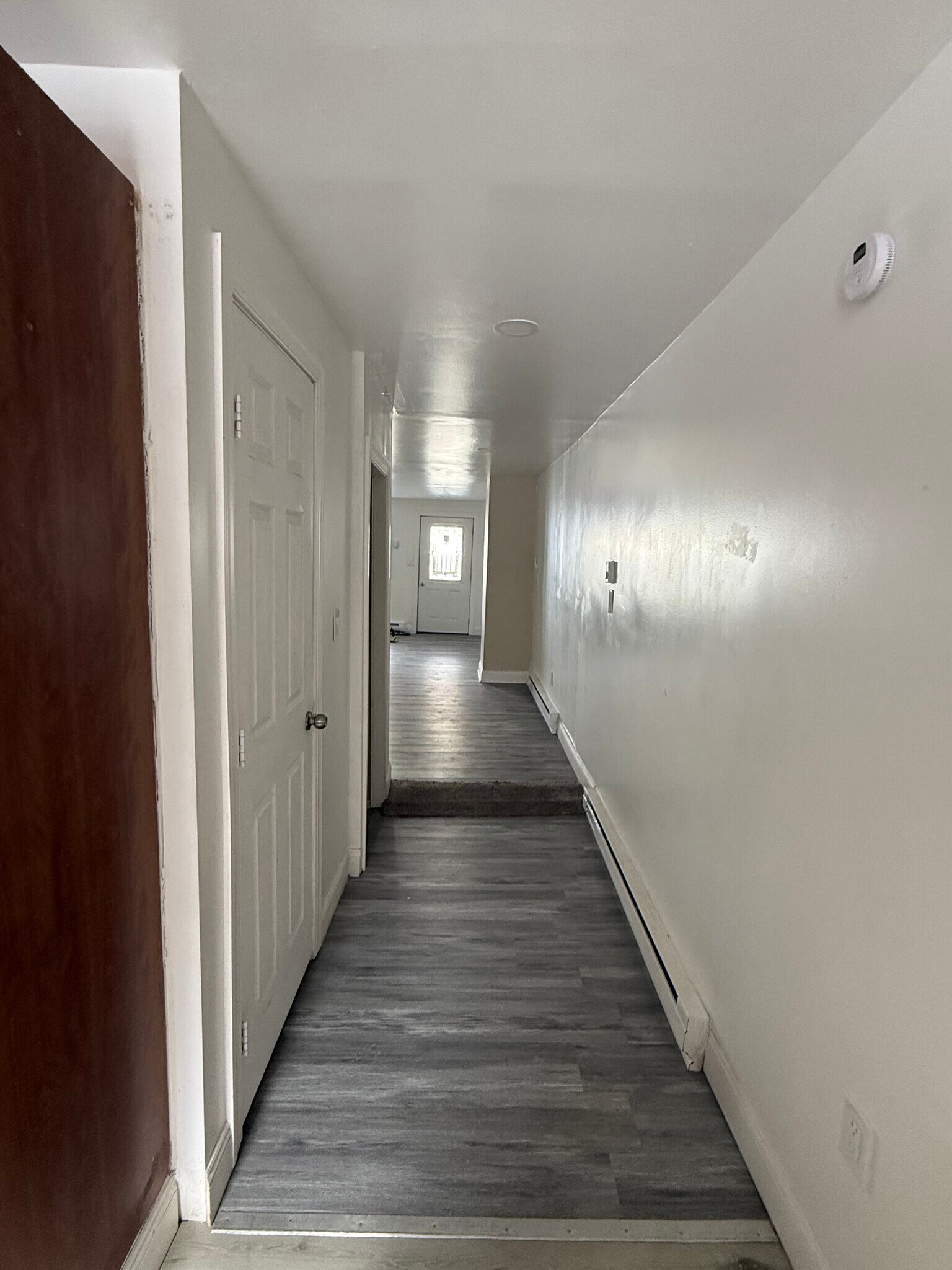 KITCHEN PASS WAY - 424 W Oak St