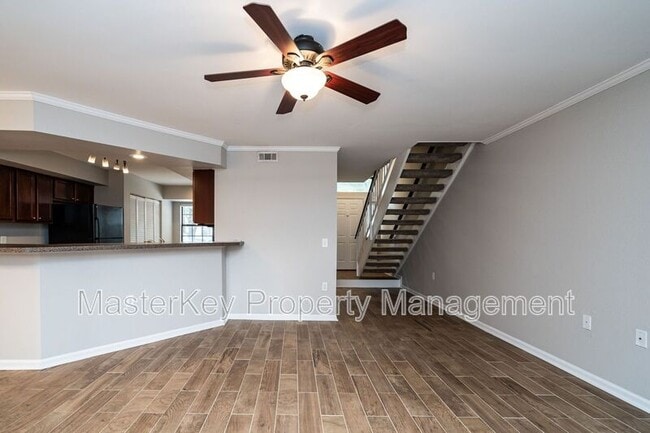 Building Photo - 2406 Condor Ct