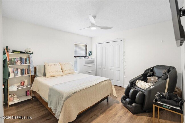 Building Photo - 5281 Oxford Crest Dr