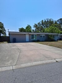 Building Photo - 6115 Hopkins Dr N