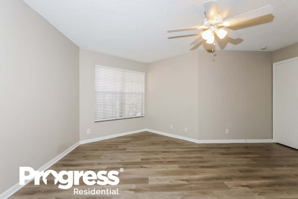 Building Photo - 1725 Shoreside Cir