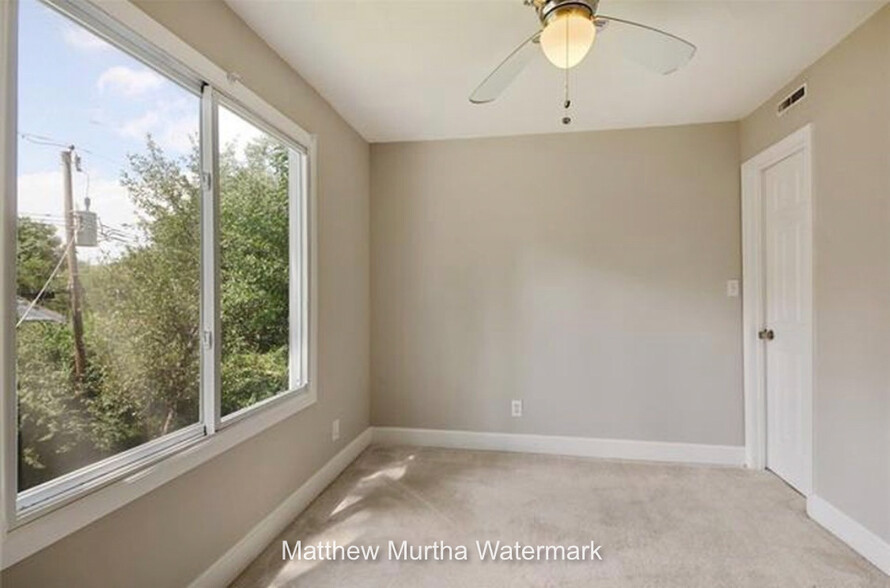 Bedroom 2 - 8416 State Line Rd