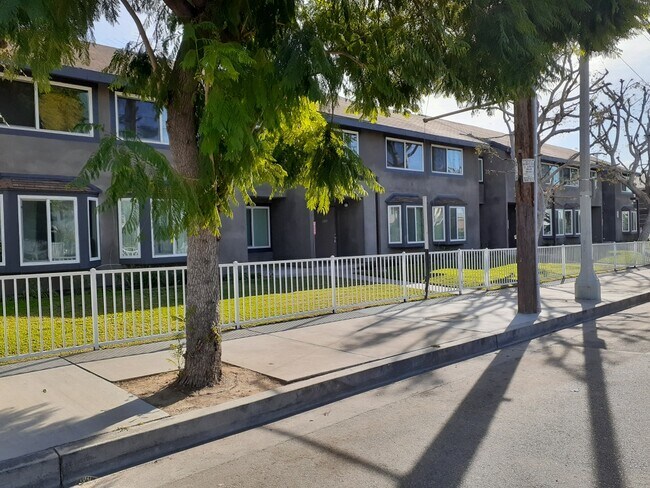 Building Photo - Vineland Apartments