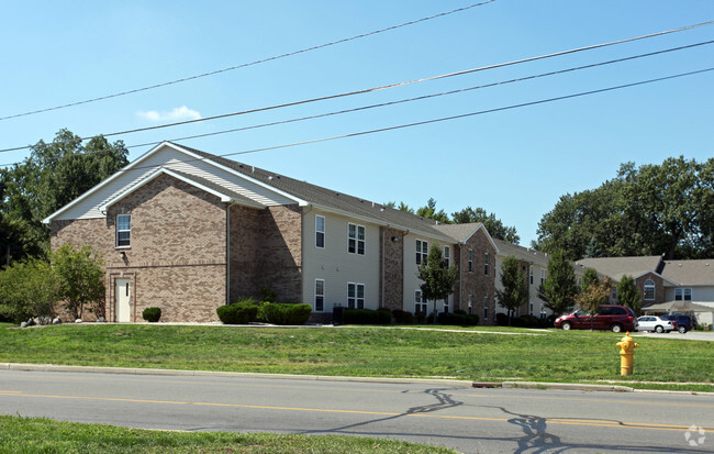 Primary Photo - Brooklyn Manor Apartments