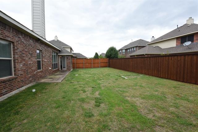 Building Photo - 1715 Nestledown Dr