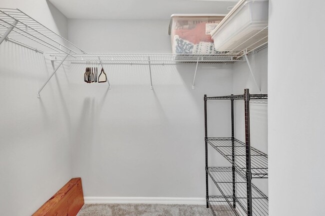 Building Photo - 975 NW Flagler Ave