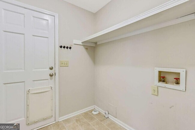 Building Photo - 4365 Burnleigh Chase NE