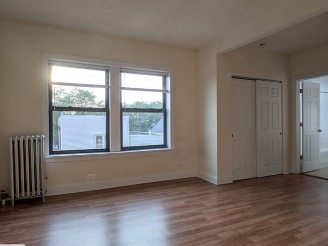 Building Photo - 1742 N Humboldt Blvd