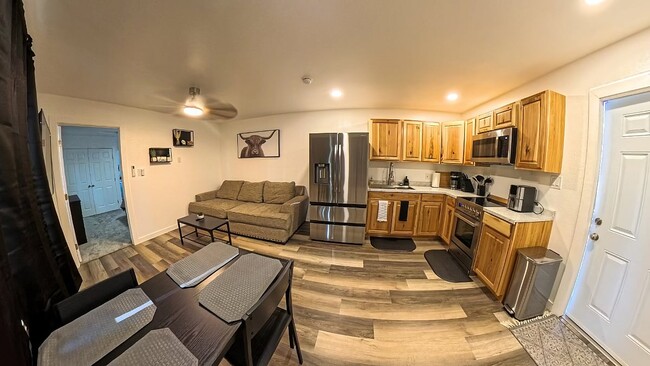 Building Photo - Enchantment Executive Villas LLC