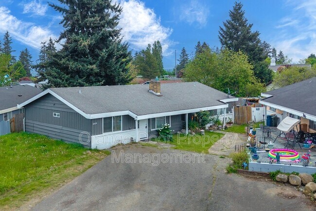Building Photo - 28614 46th Ave South