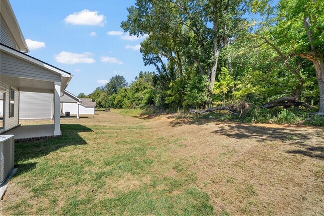 Building Photo - Pet Friendly New Construction!