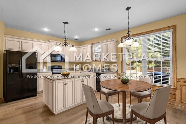 Building Photo - 4831 High Meadows Dr