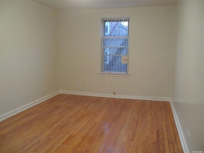 Building Photo - 134-39 Blossom Ave