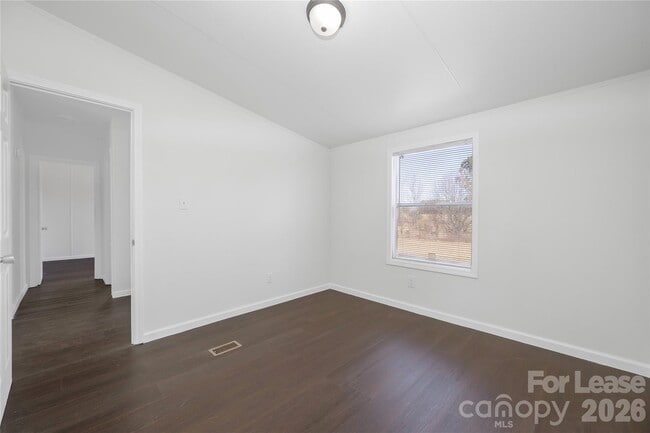 Building Photo - 1144 Eulalia Ln