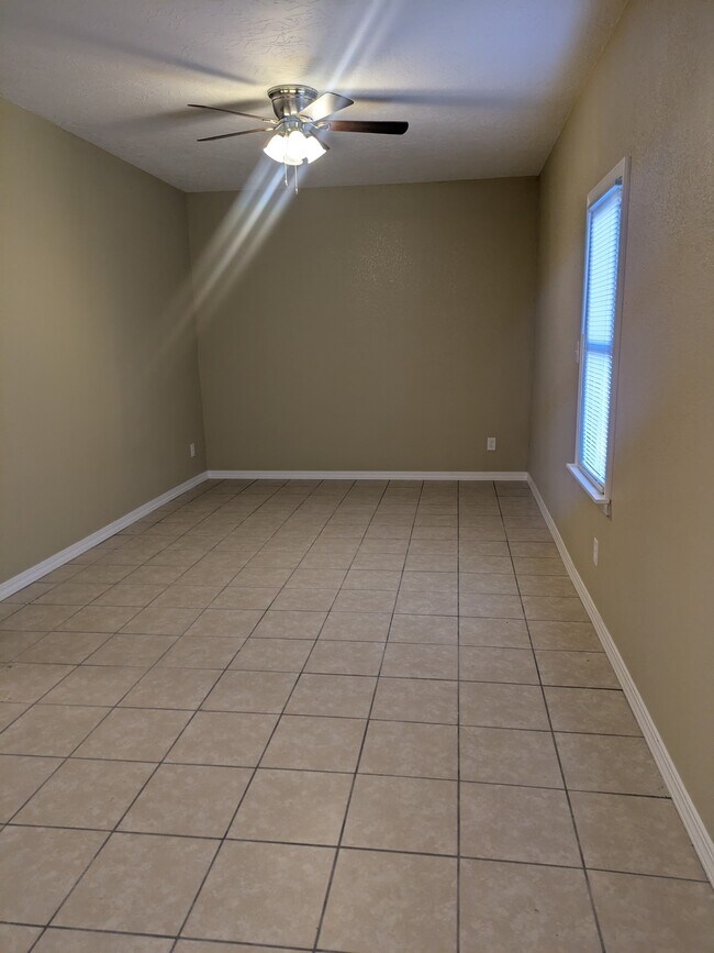 Building Photo - 132 Torreon Dr