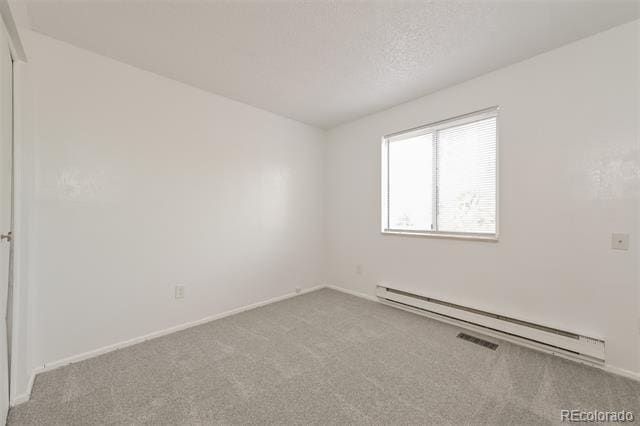 Building Photo - 2272 S Dearborn St