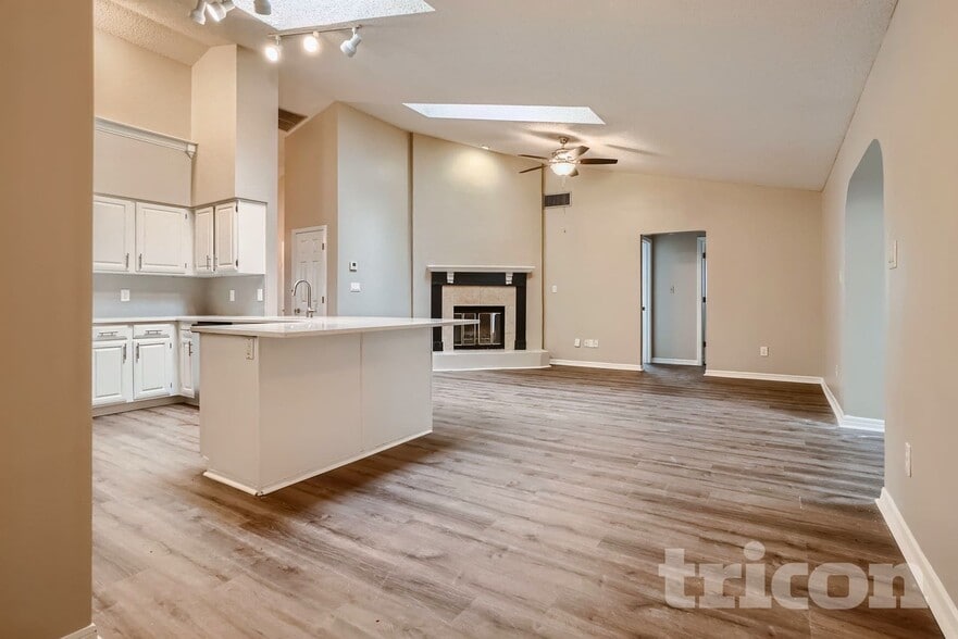 Building Photo - 312 Bahia Cir