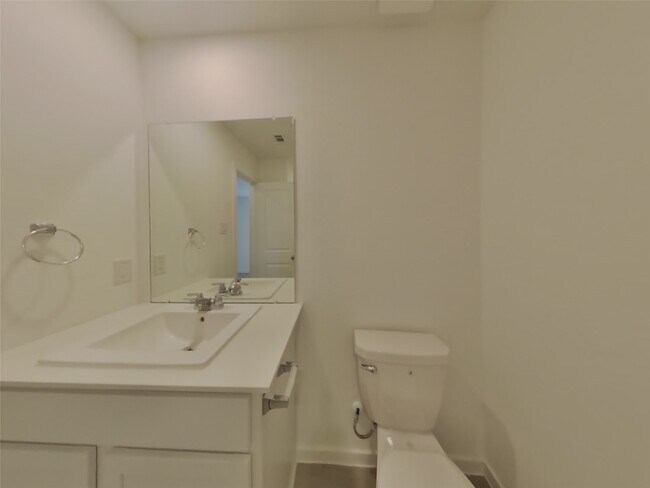 Building Photo - 3017 Fantasy Ter Dr