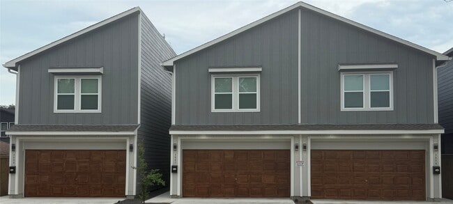 Building Photo - 3559 Noah St