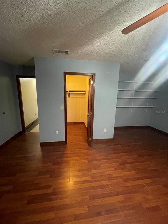 Building Photo - 121 Sweet Gum Dr