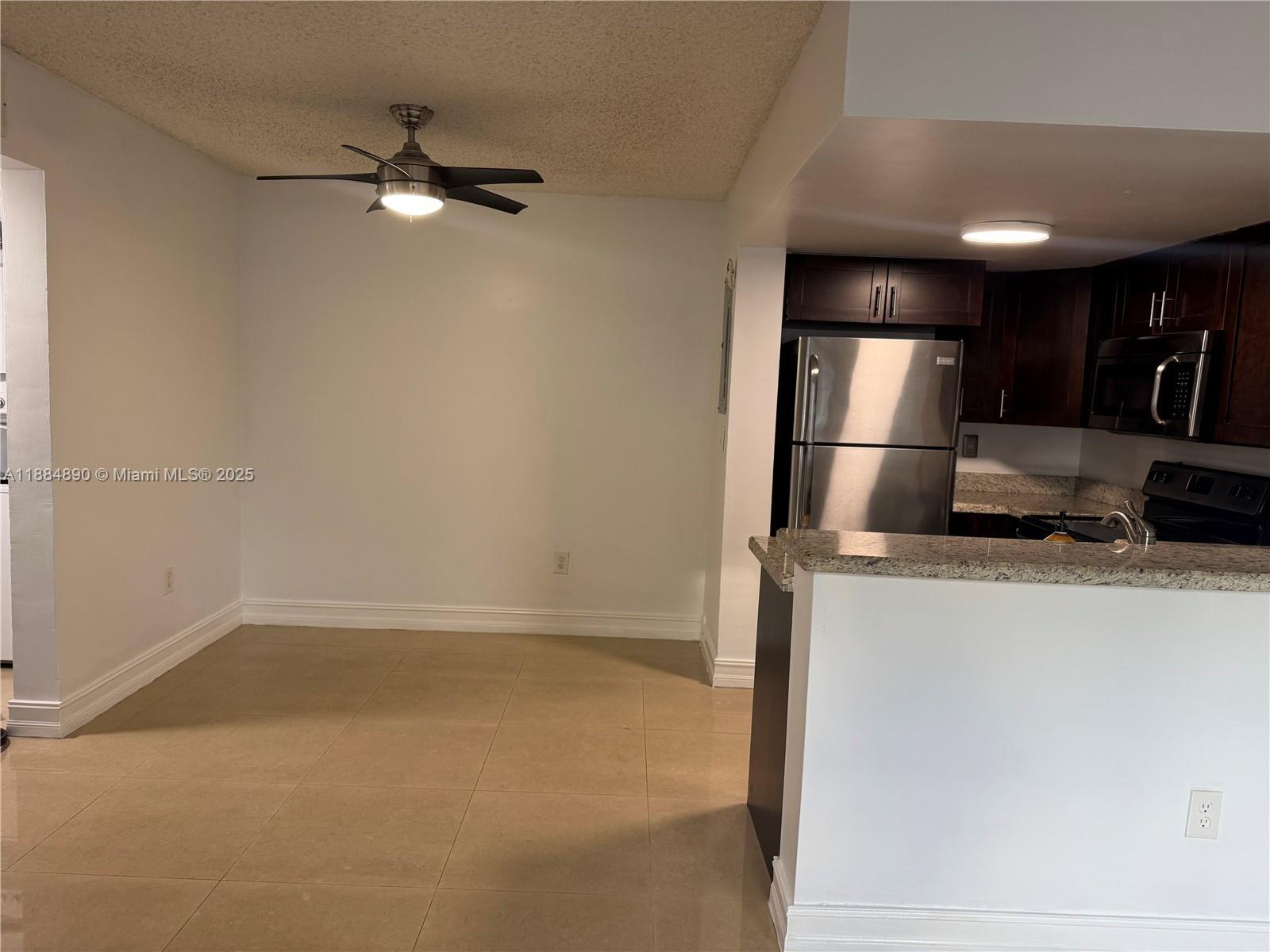 Building Photo - 670 NW 85th Pl