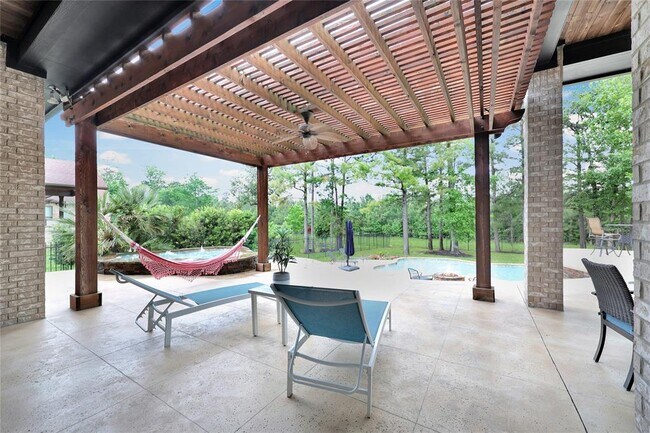 Building Photo - 5475 Harvest Oak Landing Dr