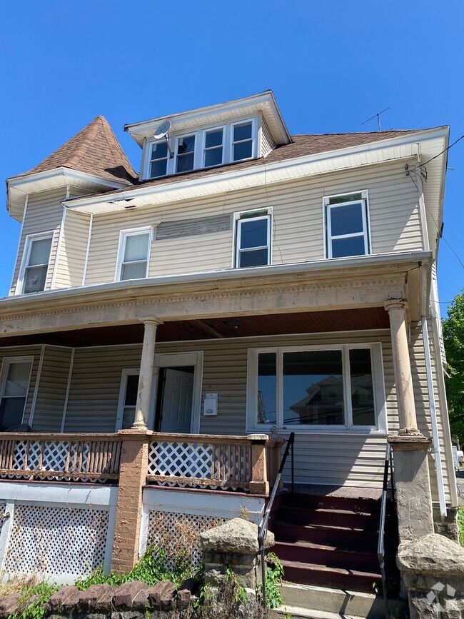Building Photo - 1613-1615 Linden st