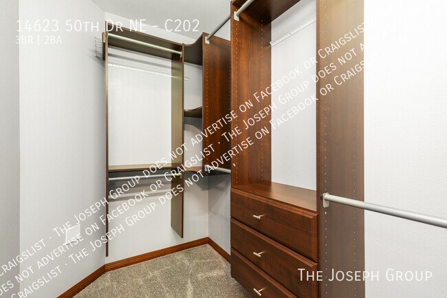 Building Photo - 14623 50th Dr NE