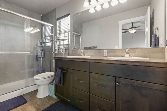 Building Photo - 3 Bedroom Ranch in Wellington