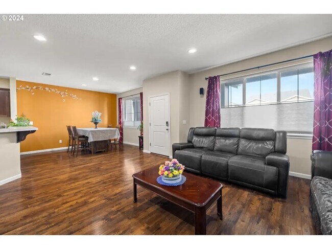 Building Photo - 7146 NW 167th Ave