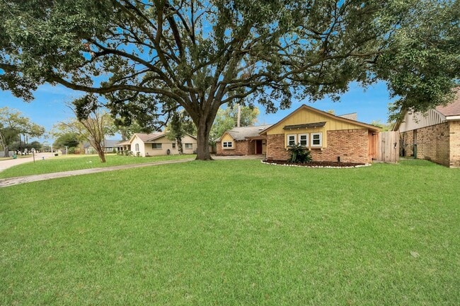 Building Photo - 10514 Haddington Dr