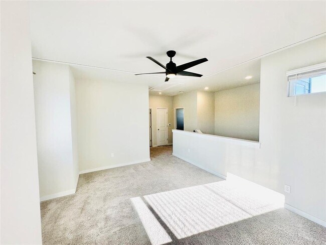 Building Photo - 1304 Limelight Ln