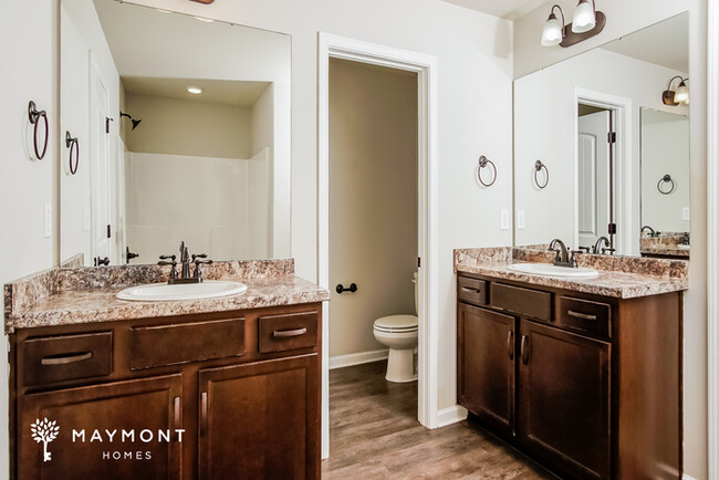 Building Photo - Spacious 4-Bedroom Brick Home